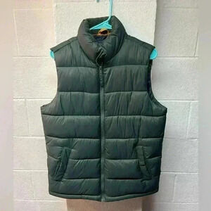 Old Navy puffer vest. Size Small